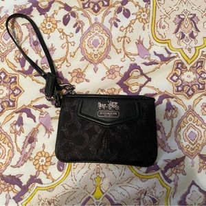 Coach wristlet💖
